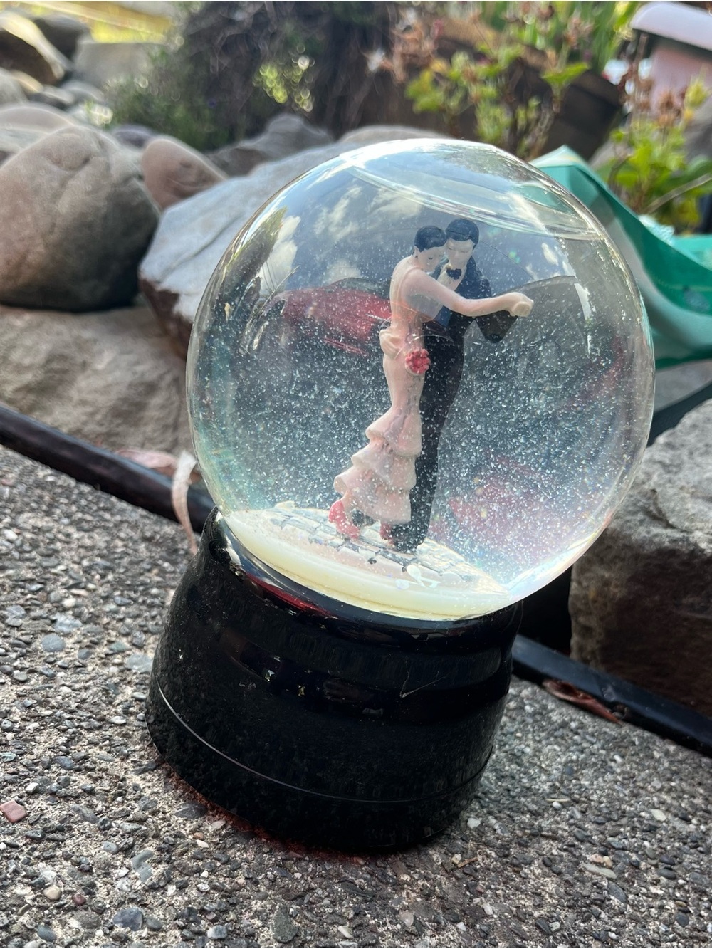 Romantic Dancing Couple Snow Globe - Pink & Black